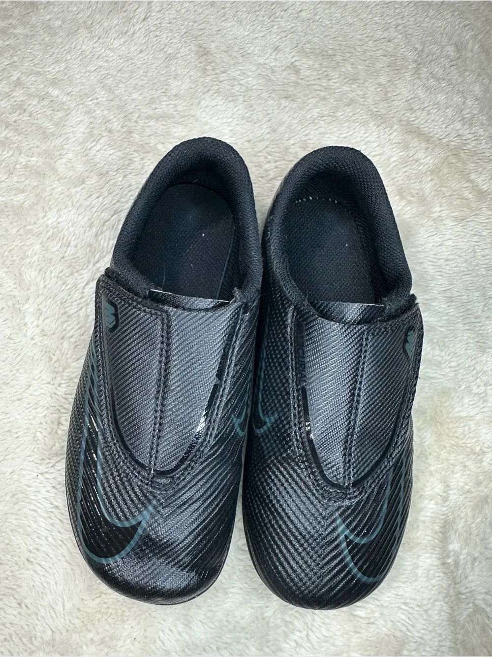 Nike Jr. Mercurial Vapor 16 Club Turf Soccer Shoes Kids Size 12C